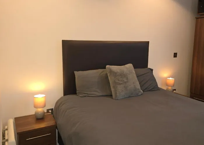 Lovely One Private Bedroom