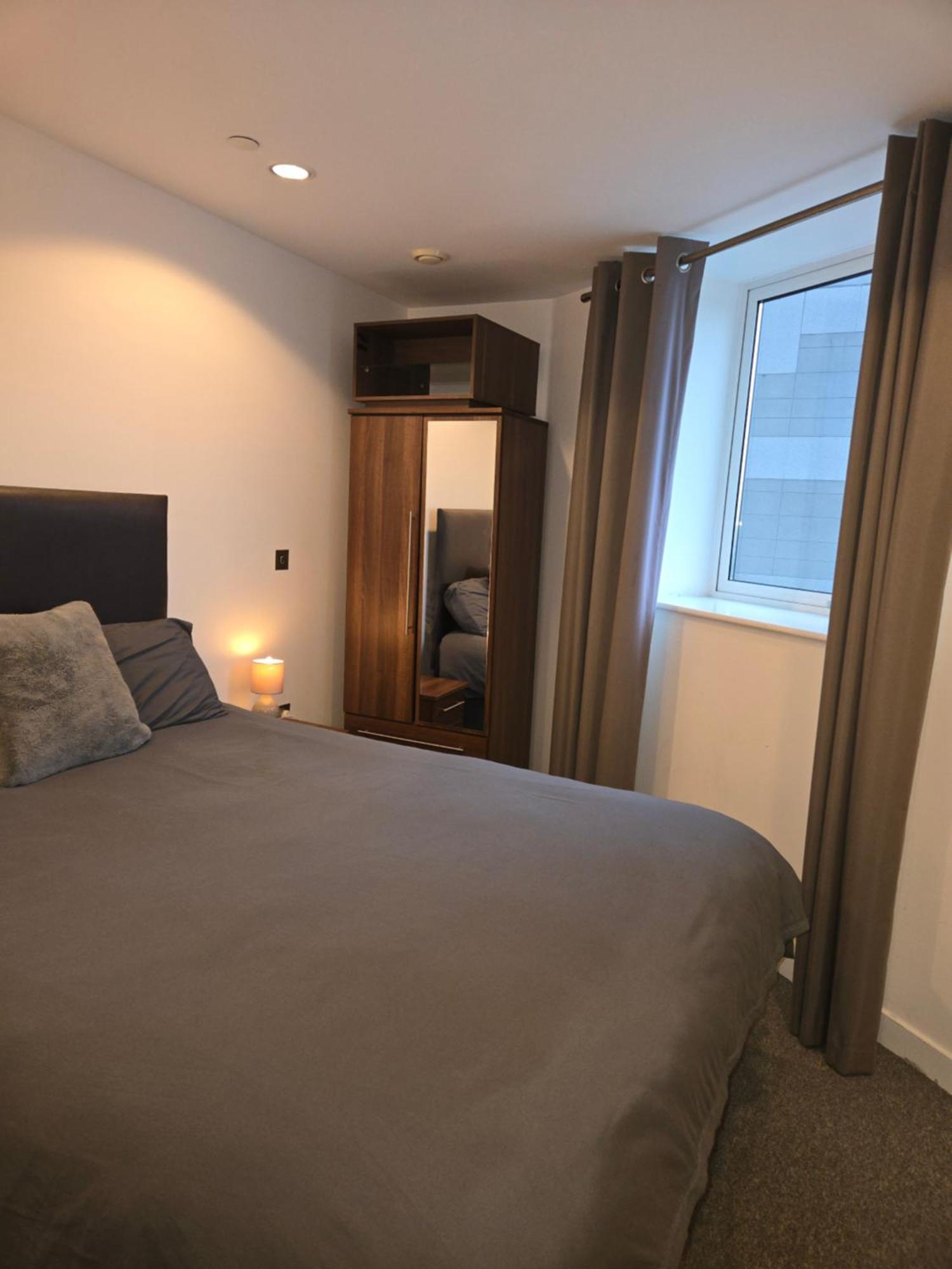 Quarto em Acomodações Particulares Lovely One Private Bedroom